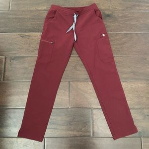 FIGS YOLA in Burgundy XS/P